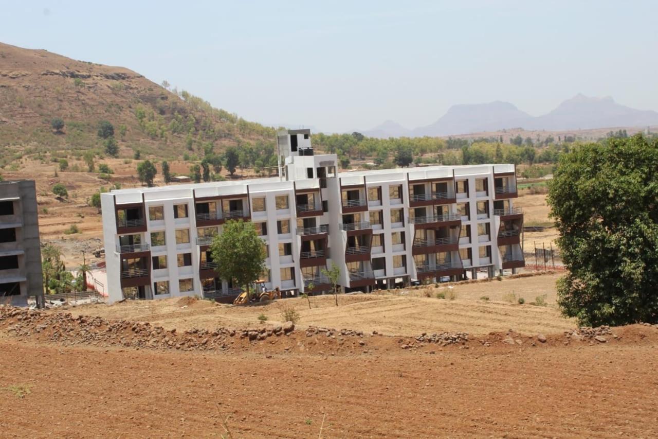 Hotel Strawberry Hills Saputara Esterno foto