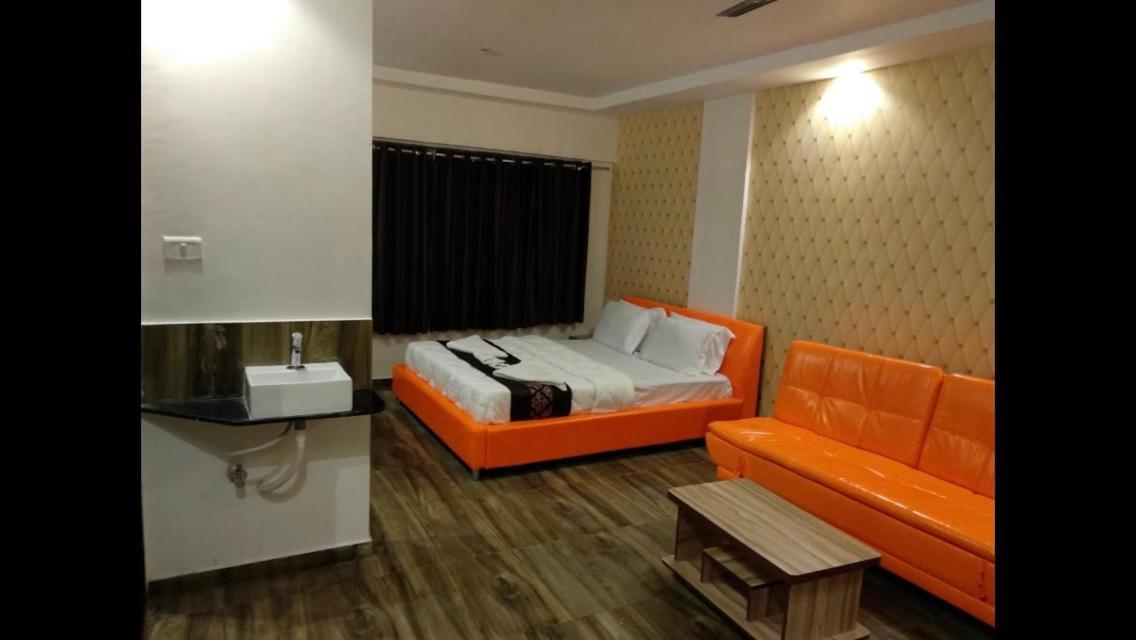Hotel Strawberry Hills Saputara Esterno foto
